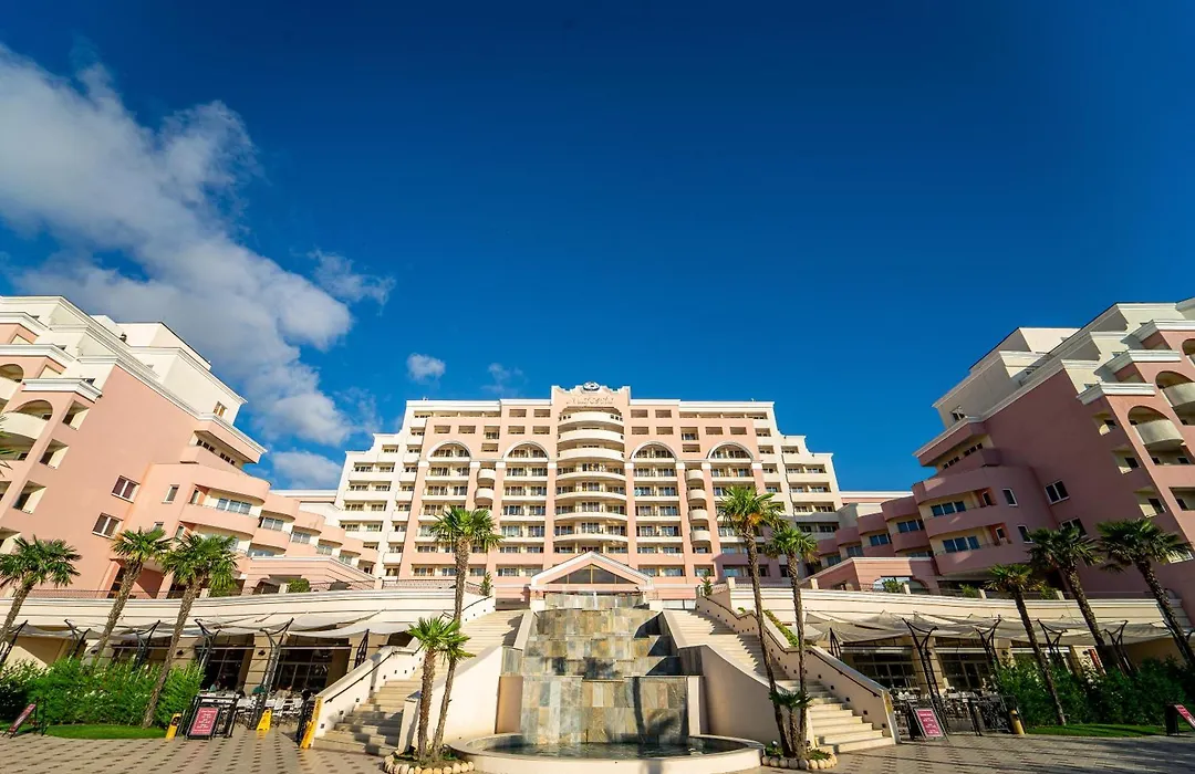 Dit Majestic Beach Resort-1