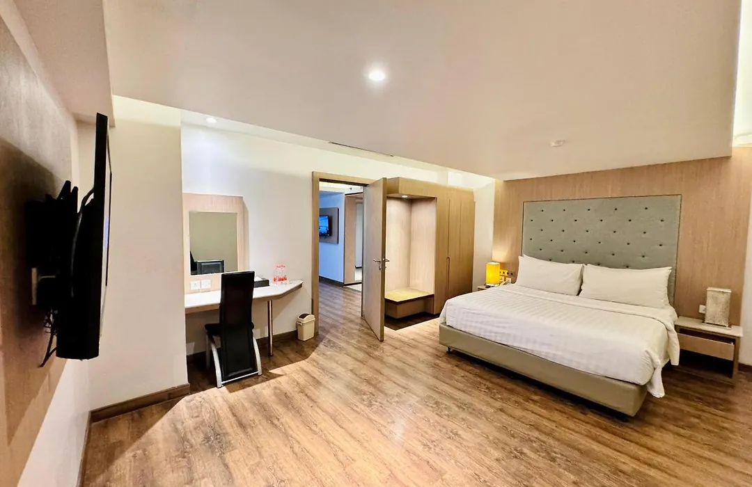 Orchardz Hotel Industri Jakarta Kemayoran-1