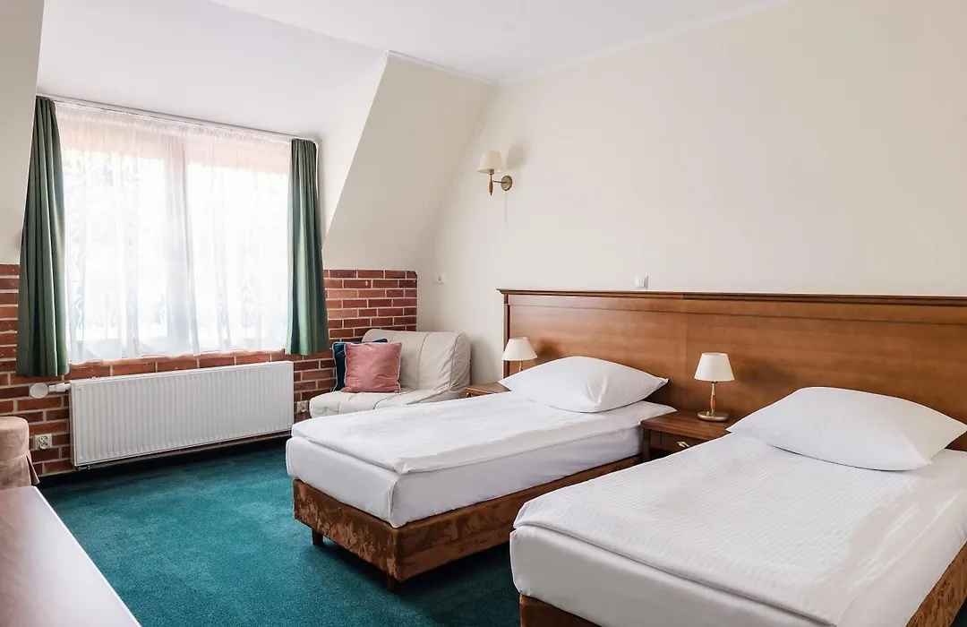 Hotel Szymbark-1