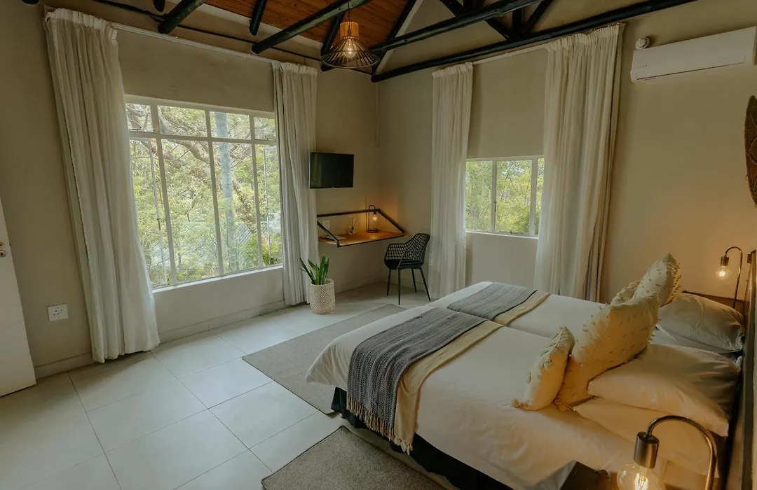 Mantenga Lodge-1