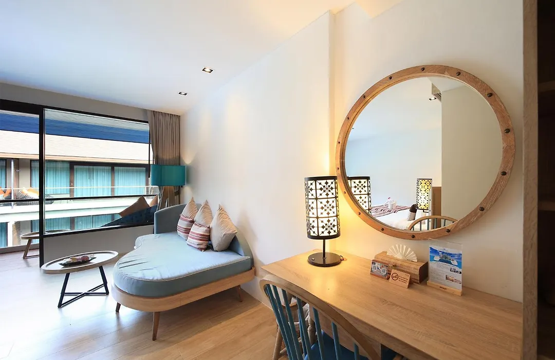 Akira Lipe Resort-1