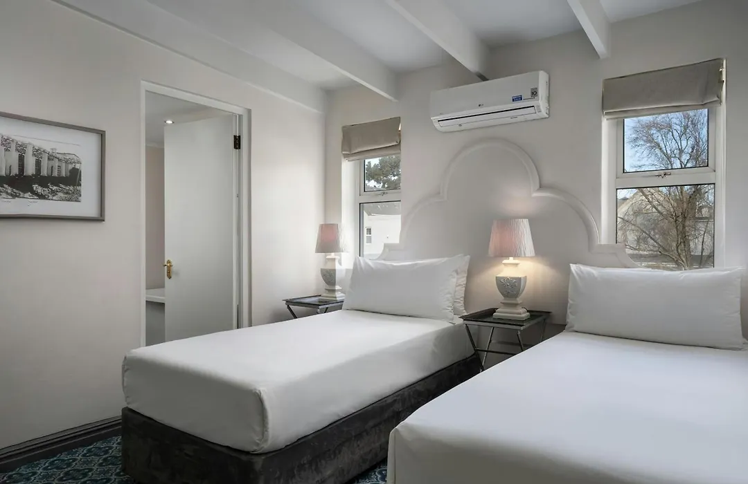 Protea Hotel By Marriott Cape Town Mowbray-1