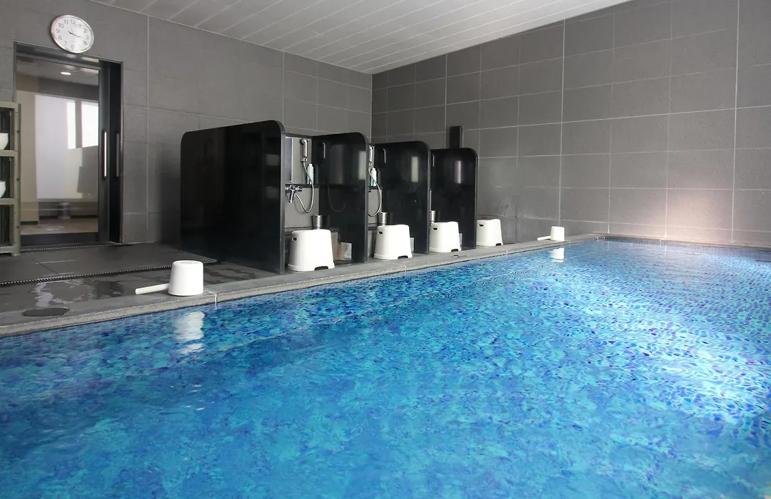 Almont Hotel Naha Kenchomae-1