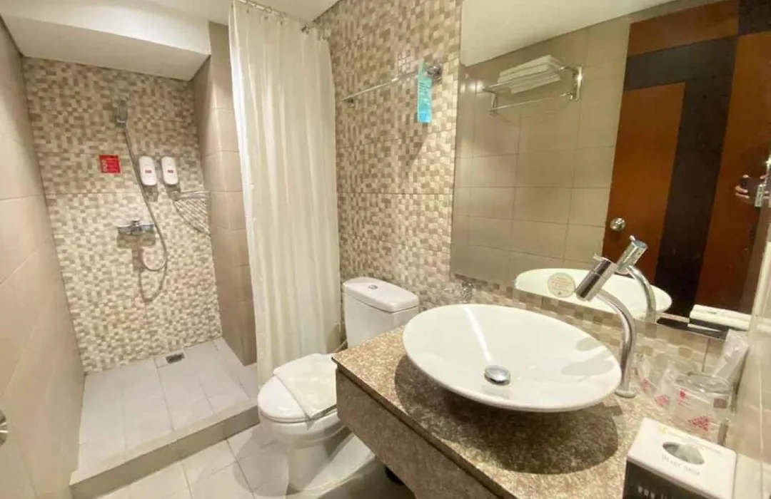 Hotel Gunawangsa Merr-1