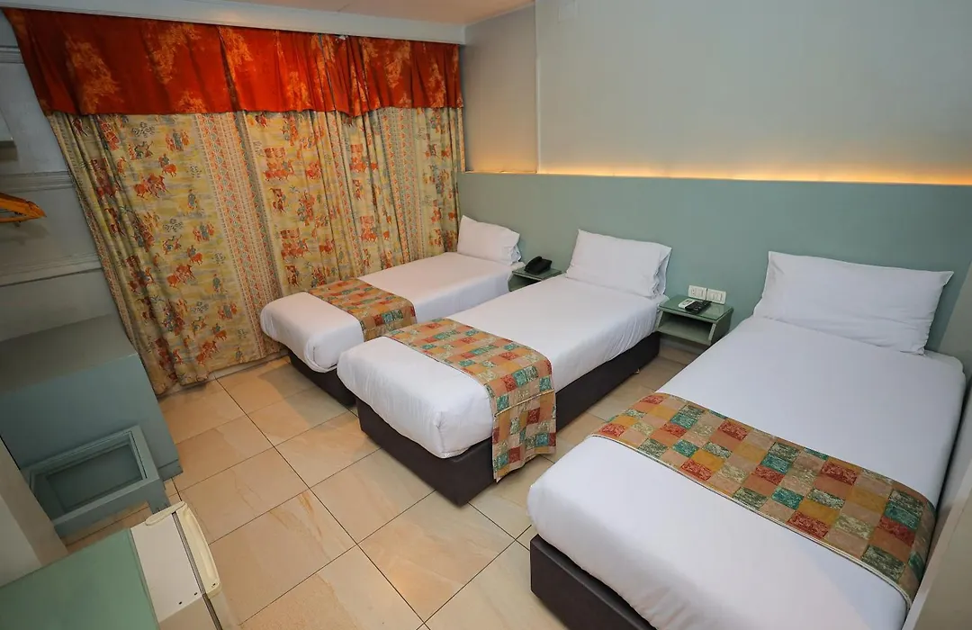 Hapi Hotel-1