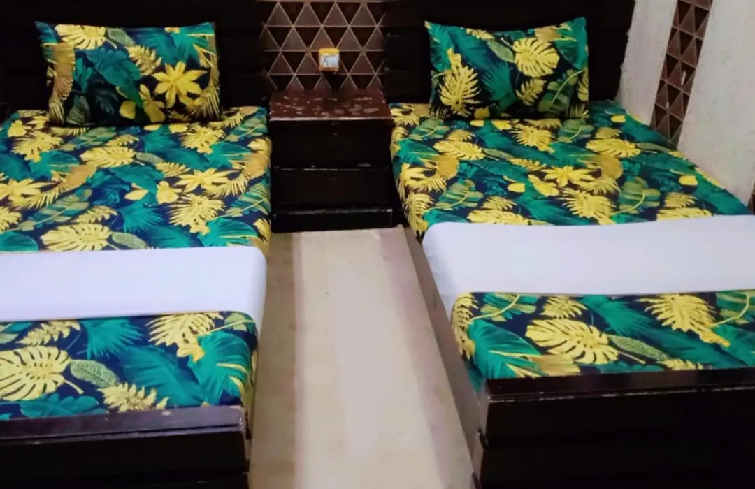 Hotel Decent Lodge-1