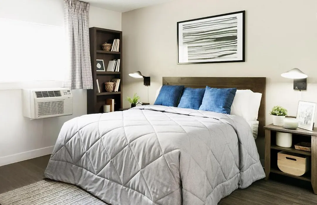 Intown Suites Extended Stay Indianapolis In -College Park Michigan Road-1