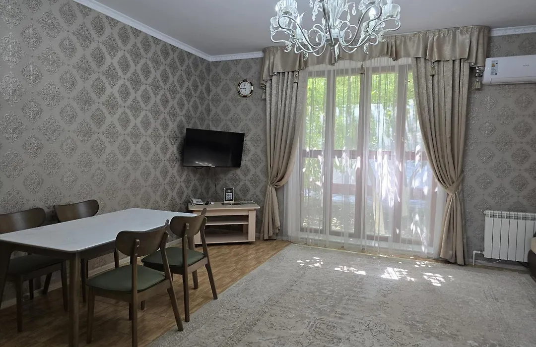 Gostinitsa Sultan-1