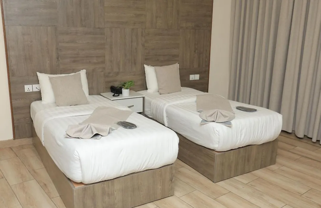Sky Hotel-1