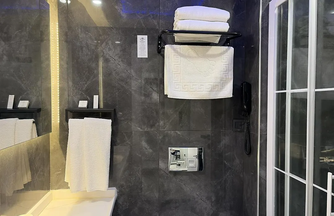 Park Milano Hotel-1