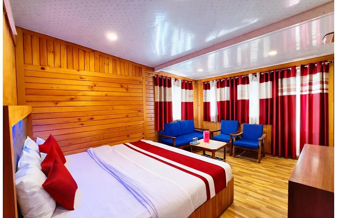 The Sarovar Drishya From #Hotel Lake View Mall Road Nainital Near Kaichi Dham-1
