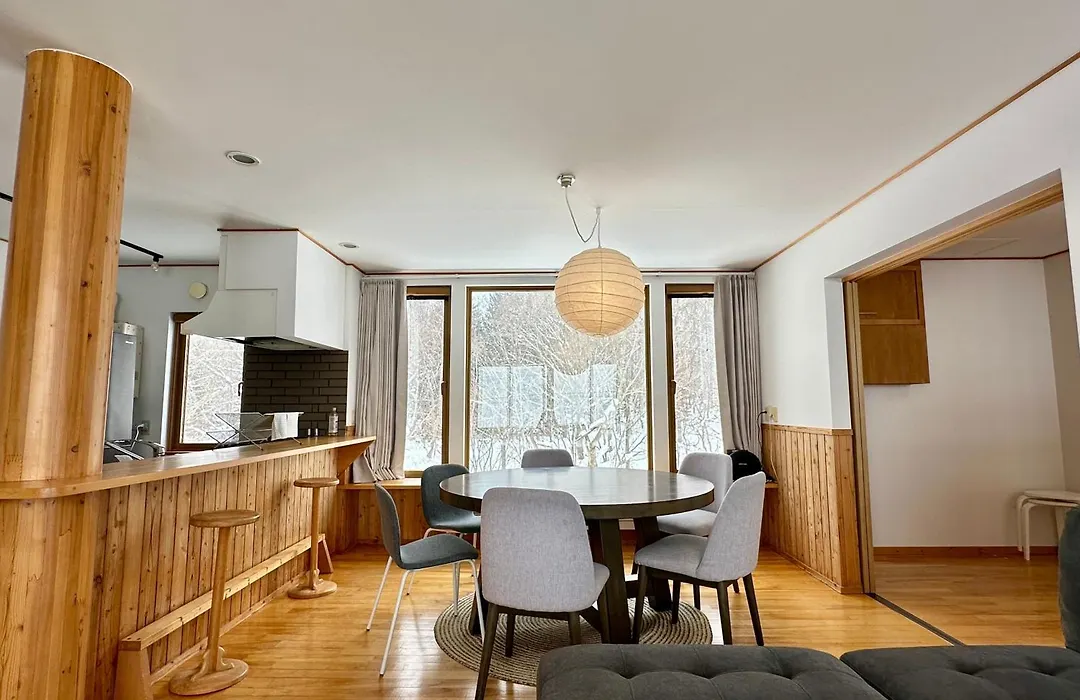 Cottage With Views Of The Niseko Mountain Range - Mountain View Niseko-1