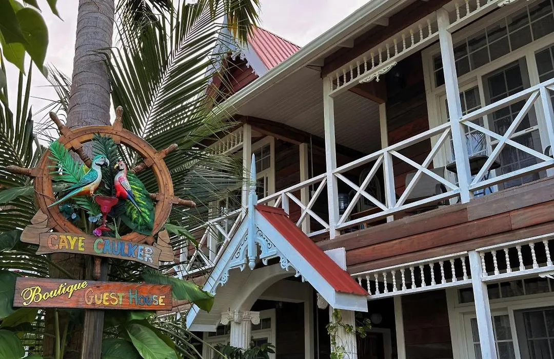 Caye Caulker Boutique Guesthouse 6-1
