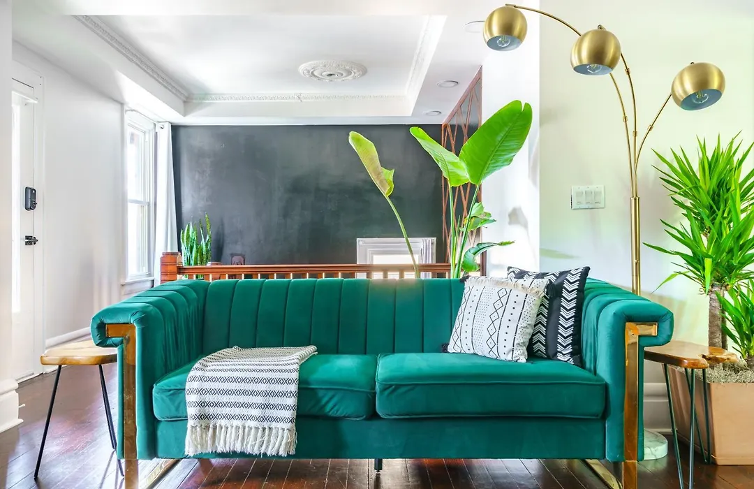Jungle House Columbus Short North Downtown Free Parking - Steps To Convention Center & Nationwide Arena - 2Br Luxury Home - Sleeps 8 - Over 5,800 Five Star Stays-1