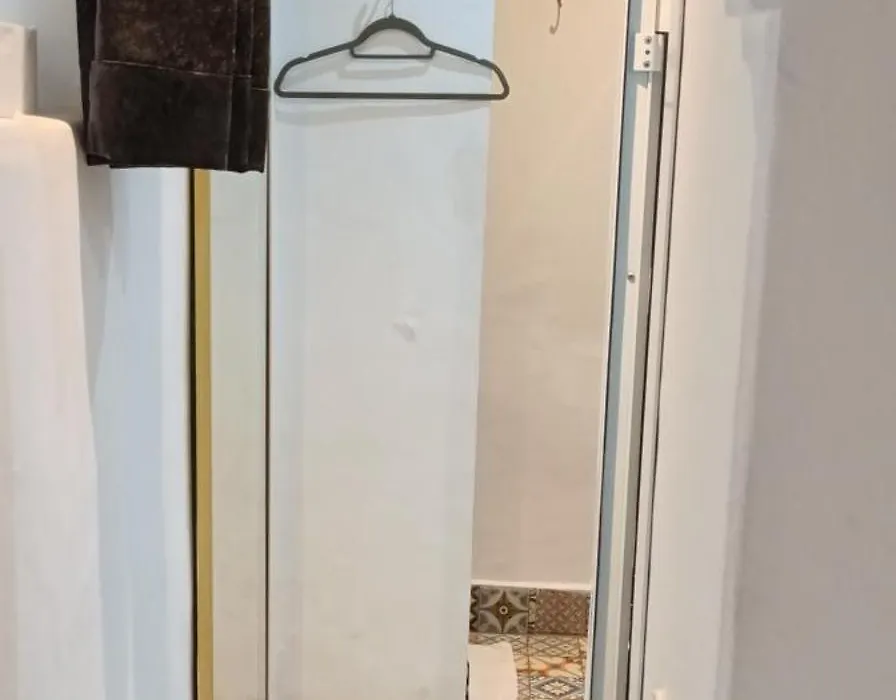 Hostel Laksour-1