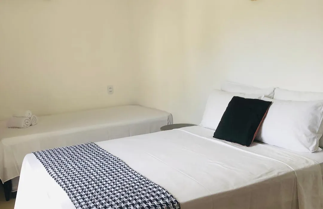 Suite Front Jeri-1