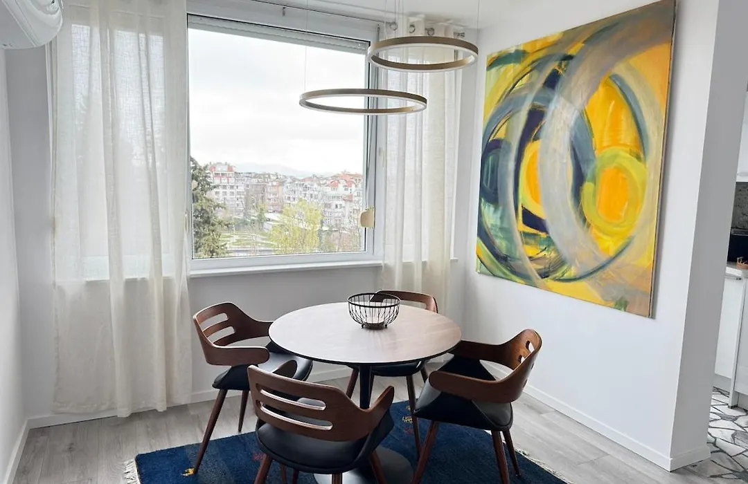 Luxus Art Apartament Burgas-1