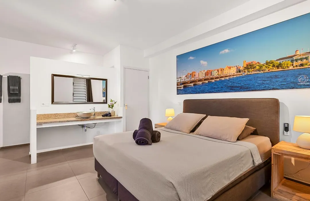 Goudhaen Luxury Private Apartments Jan Thiel Beach-1