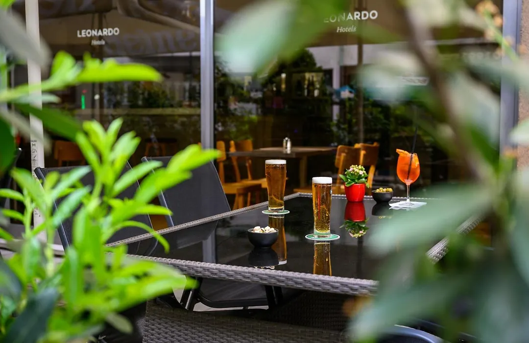 Leonardo Hotel Budapest-1