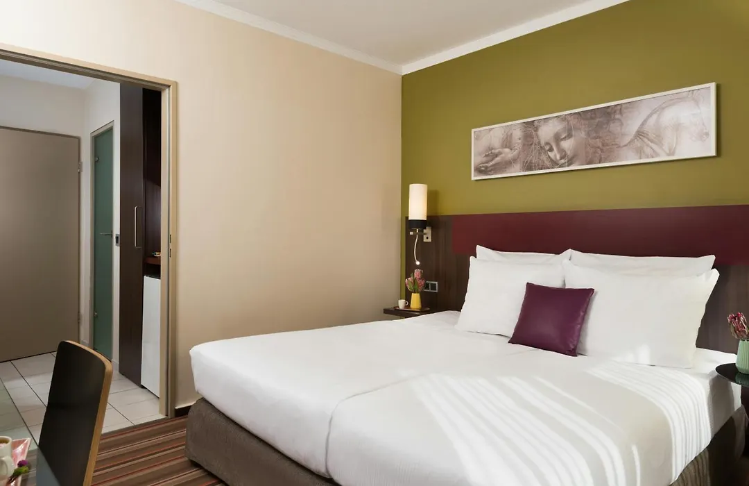Leonardo Hotel & Residenz Muenchen-1