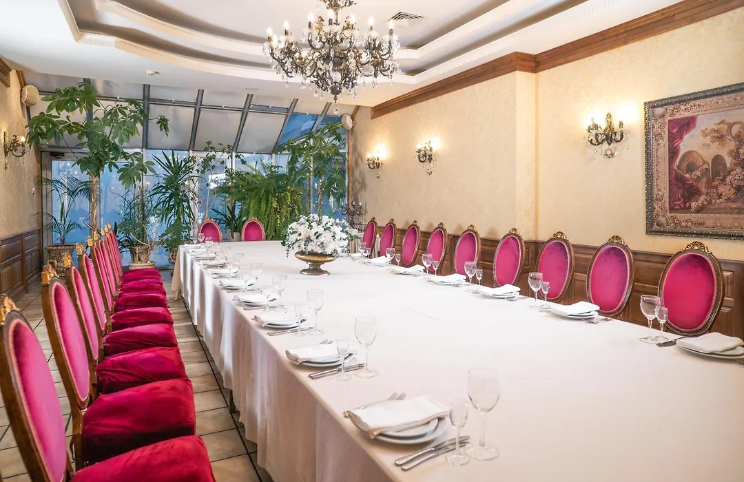 Nadiya Hotel-1