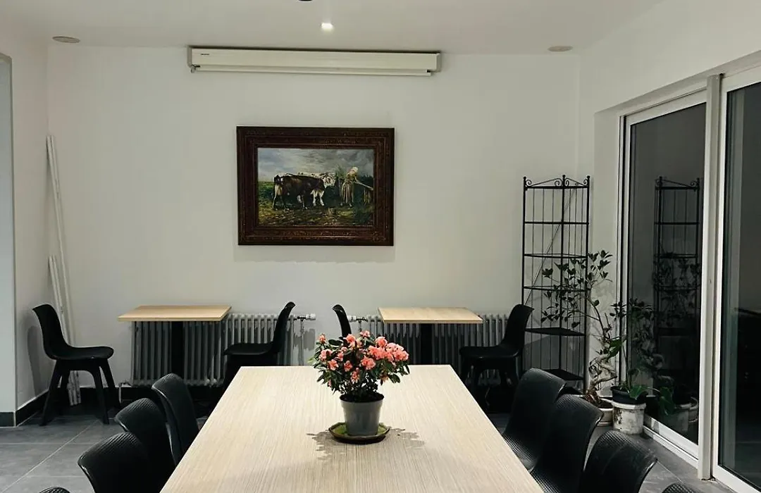 Munal Hotel Temse-1