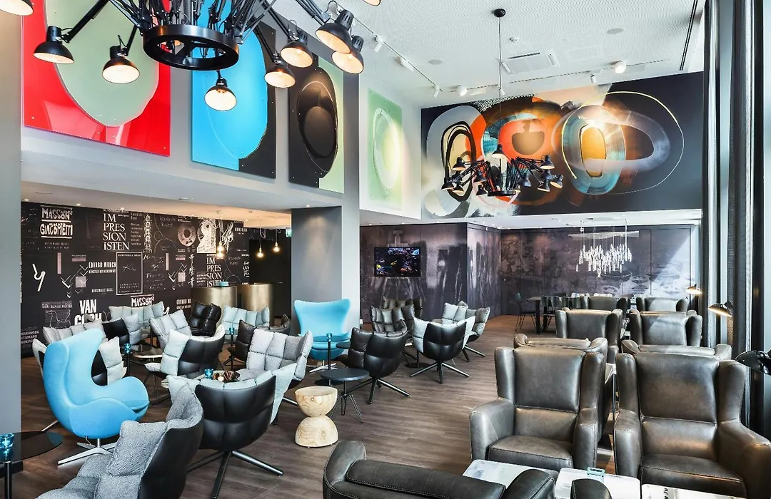 Motel One Basel-1