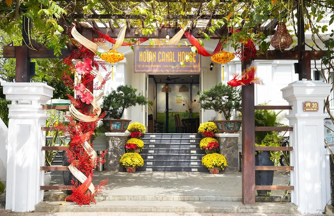 Hoi An Canal House Riverside A Salve By Haviland-1