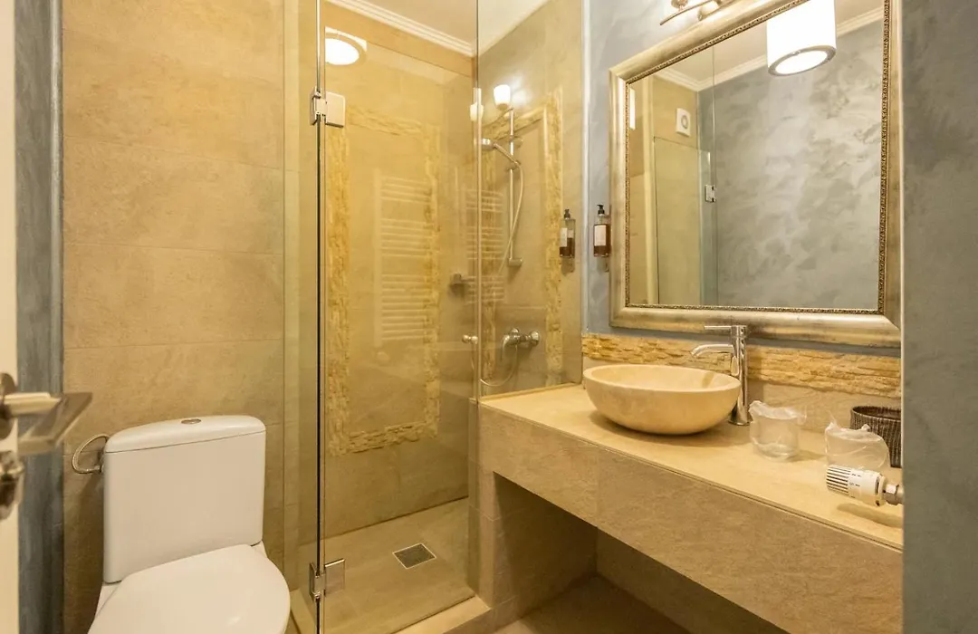 Akasha Retreat (Adults Only)-1