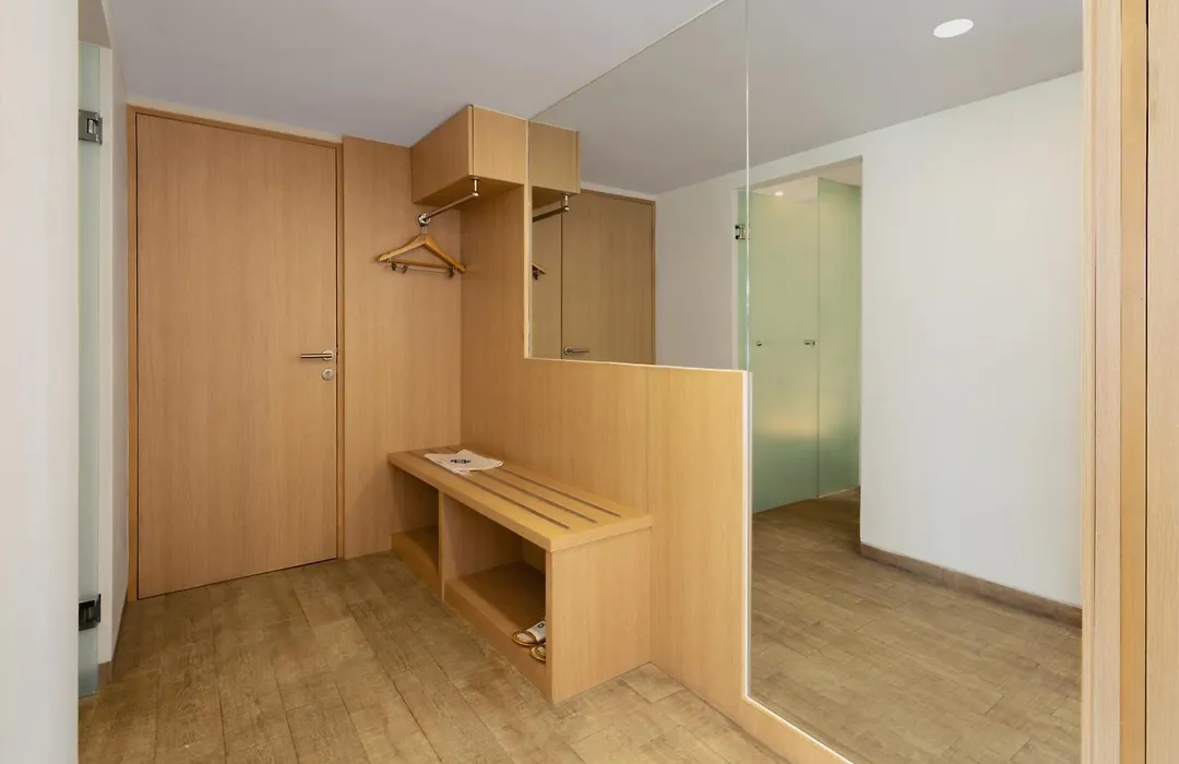 Aveta Hotel Malioboro-1