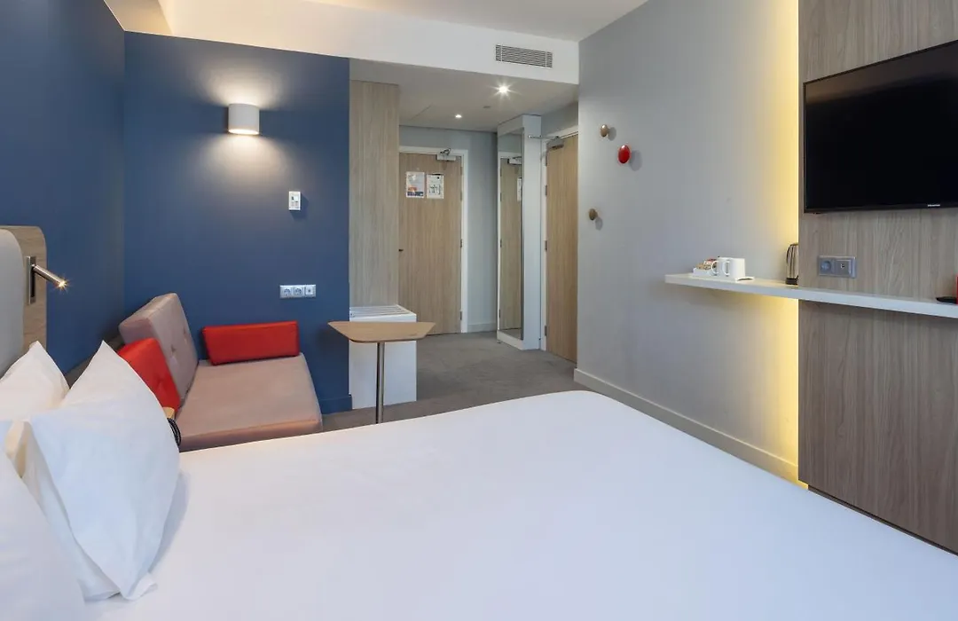Holiday Inn Express Porto City Centre By Ihg-1