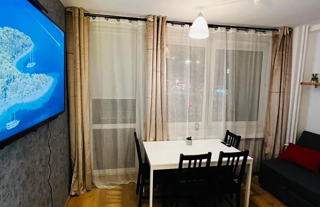 Kompaktowe 2 Pokoje Tramwaj Do Centrum 15 Min-1