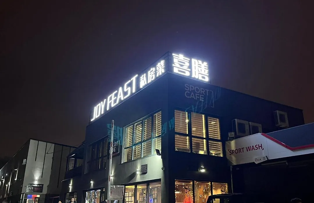 H.T Hotel-1