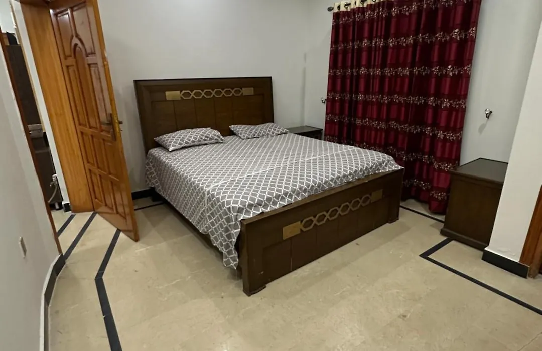 Mir House-1