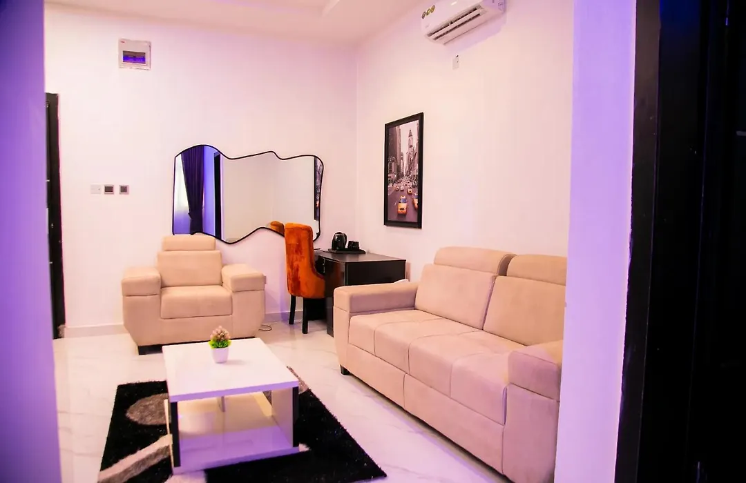 Melody Luxury-1