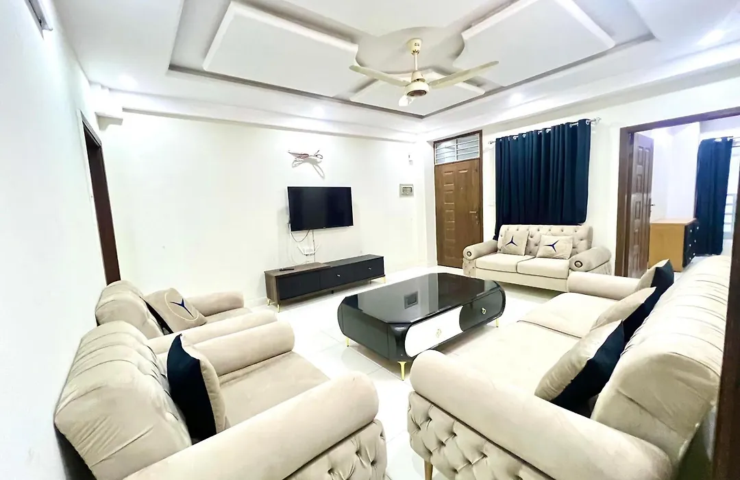 Luxury Apartment Hotel-1