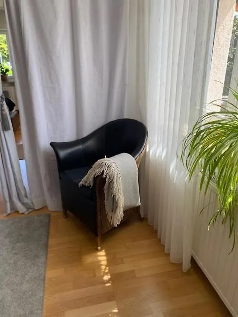 Ruhiges Appartement Im Gruenen - Schnell Zur Messe-1