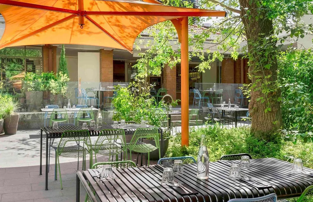Peppers Gallery Hotel-1