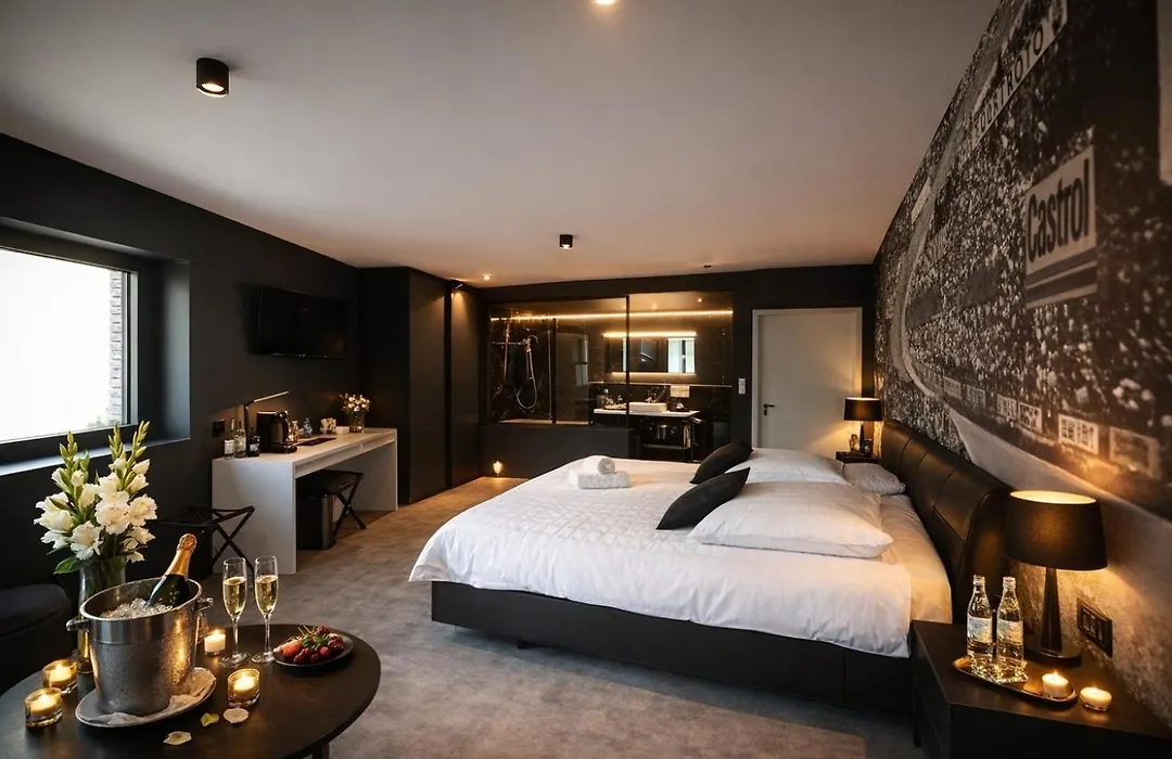 La Reine Hotel & Restaurant-1