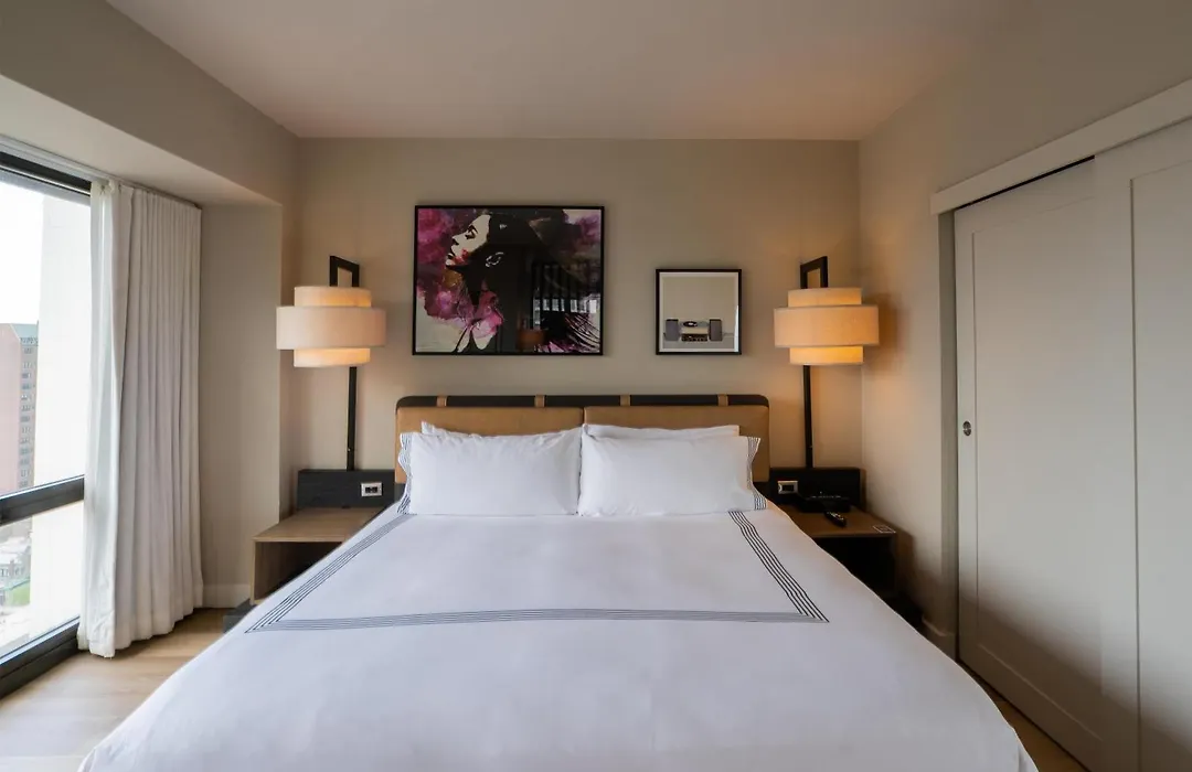 Thompson Chicago, By Hyatt-1