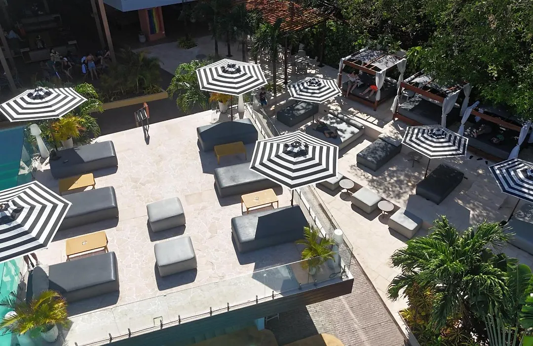 Dreamer Beach Club-1