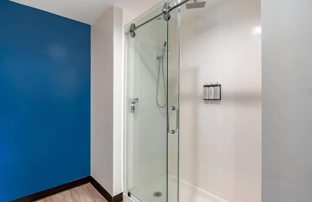 Cambria Hotel Orlando Near Universal Theme Parks-1