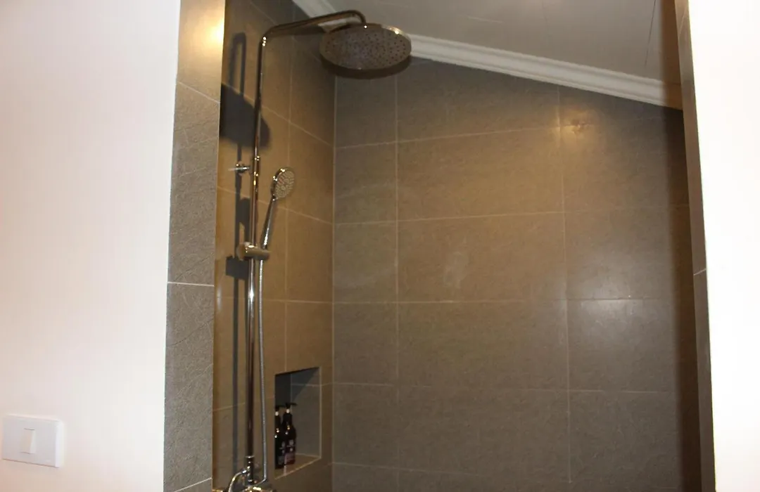 Lux Hotel-1