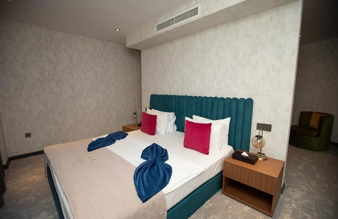 Arena Grand Hotel-1