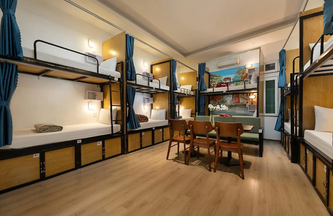 Hanoi Oldtown Nomad Hostel & Pub-1