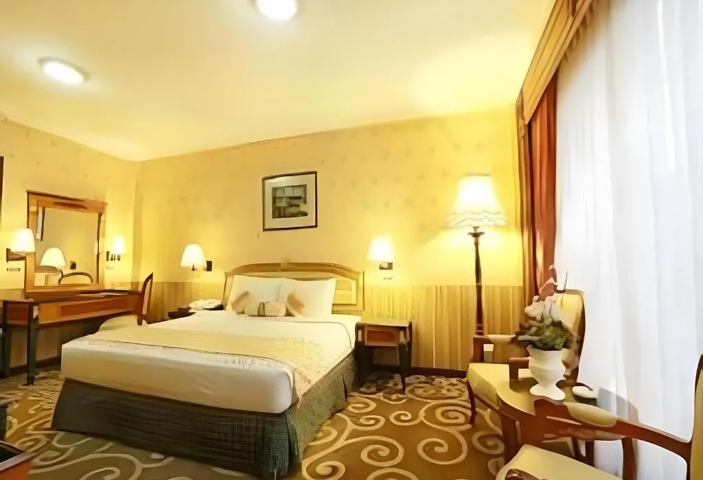 Gajahmada Graha Hotel-1