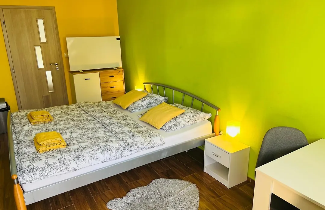 Apartman Slivkova-1
