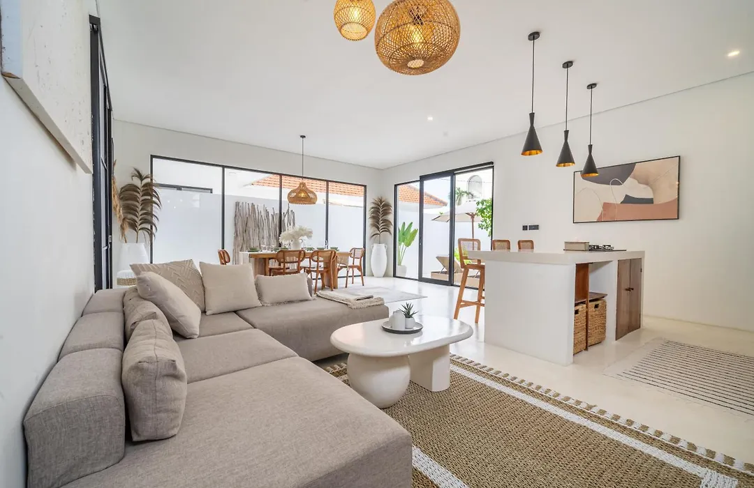 White Manta Villa - Tropical Family Retreat With Pool&Outdoor Lounge-1