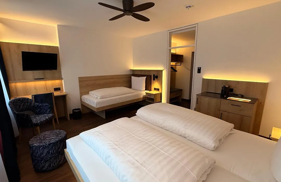 Hotel Antares Muenchen-1