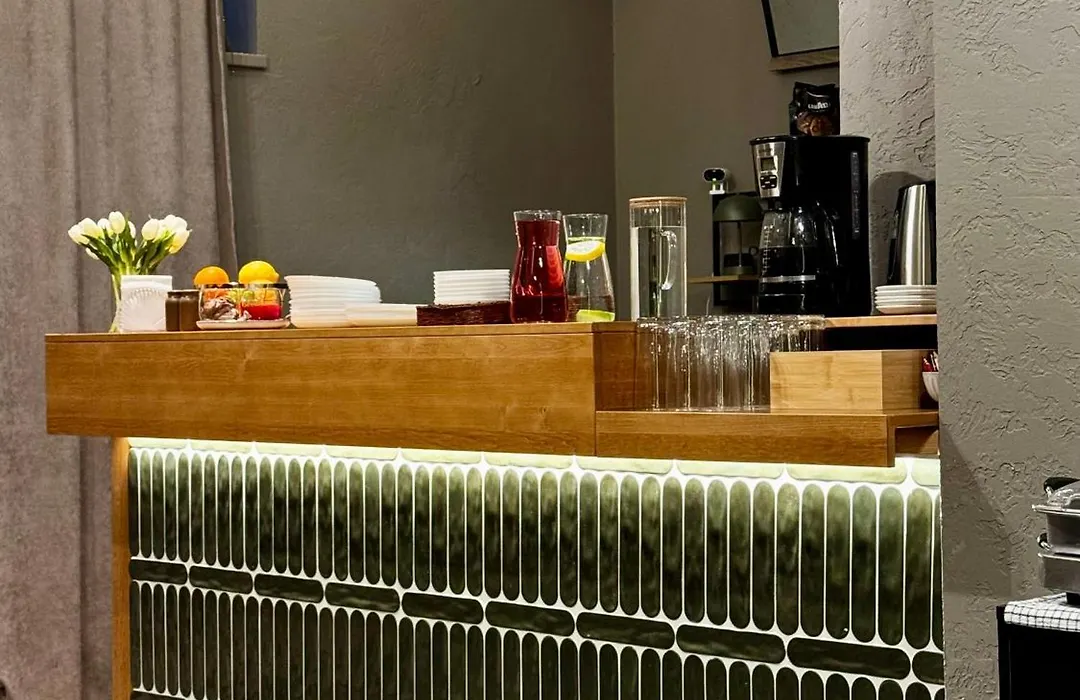 Apple Economy Hotel-1